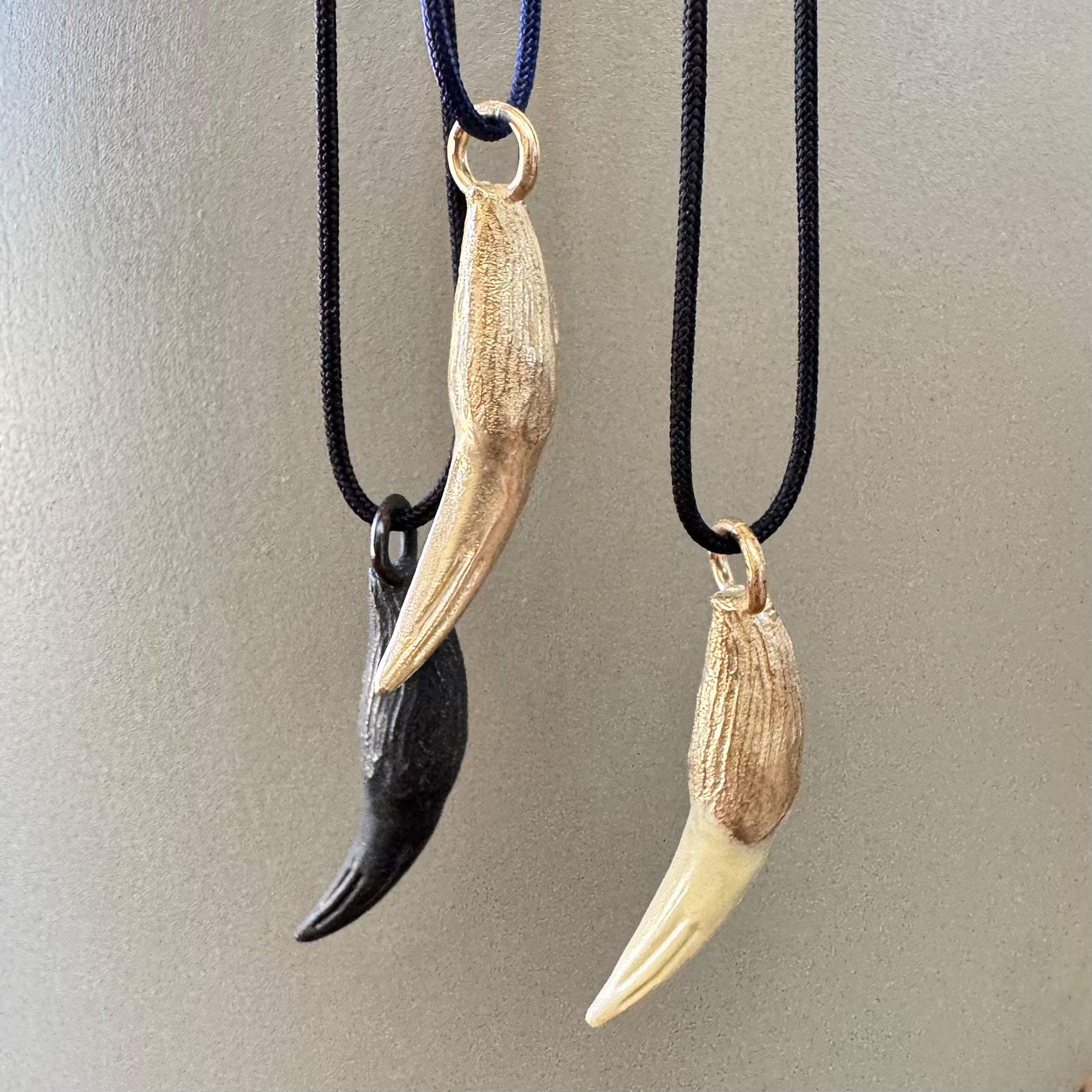 Lucky Charm 2026     Leopard Spirit Fang