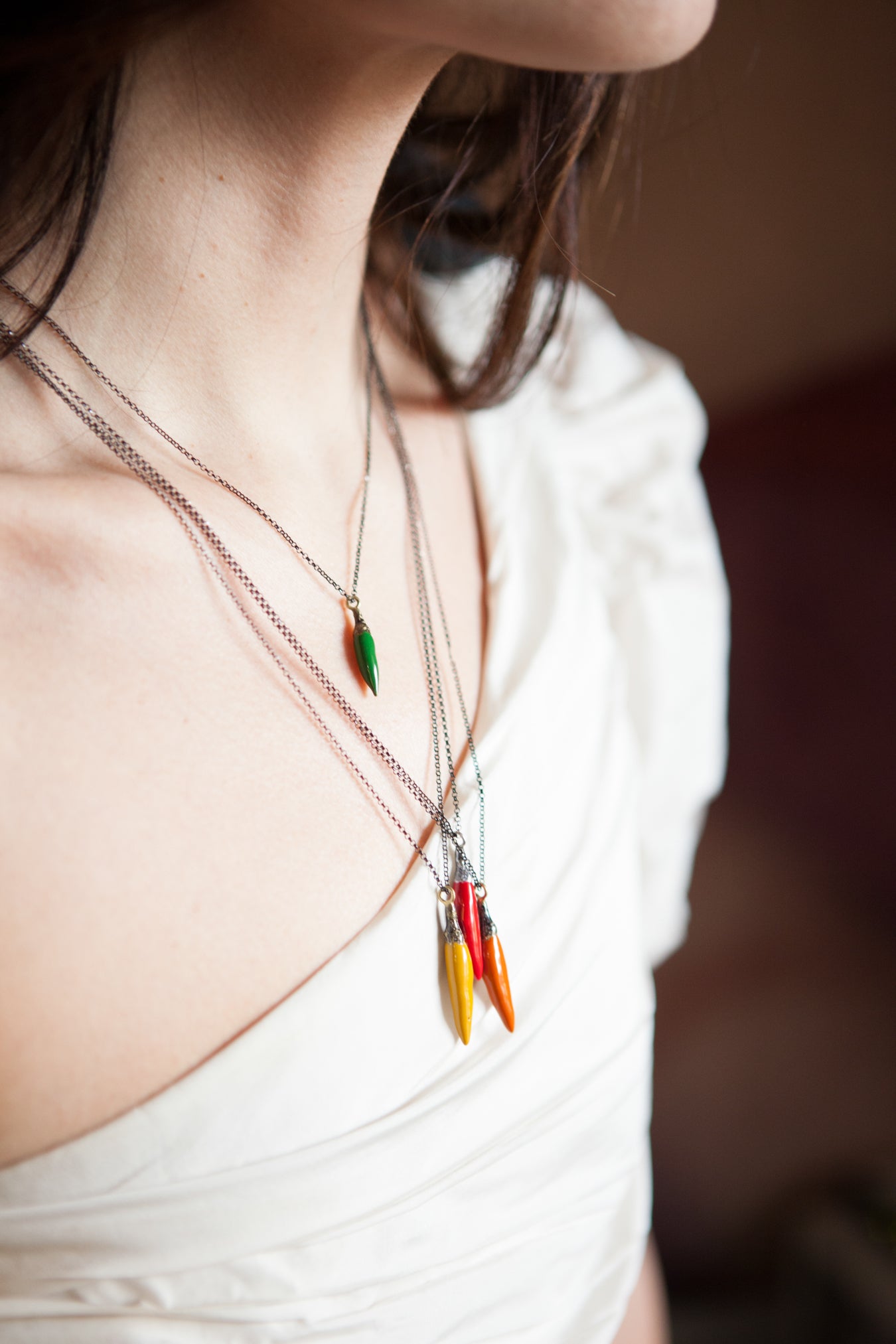 Necklace Soo Hot Chili with Small Green Pepper and Silver Chain